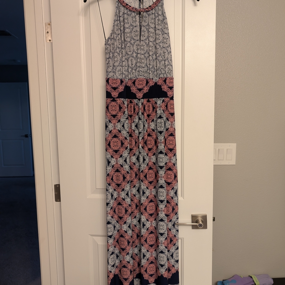 Chic Patterned Maxi Dress